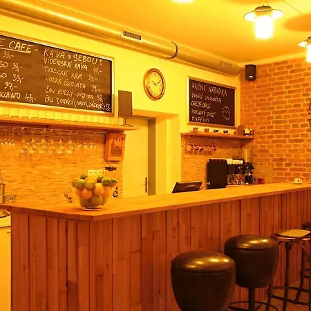 Guest house Time Cafe & 4*