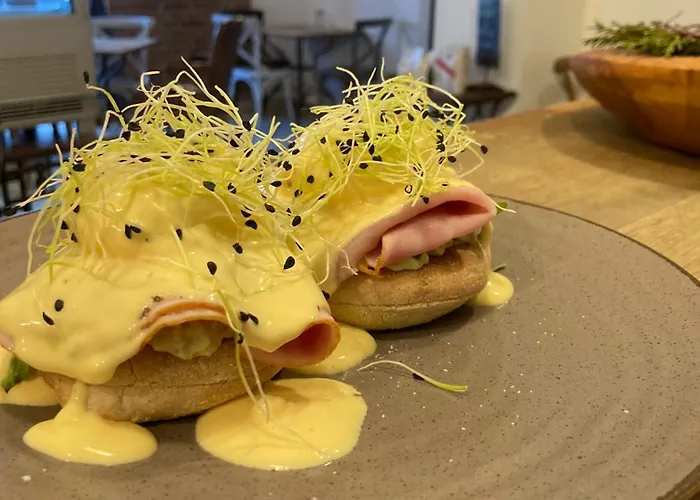 Time Cafe & بيت ضيافة