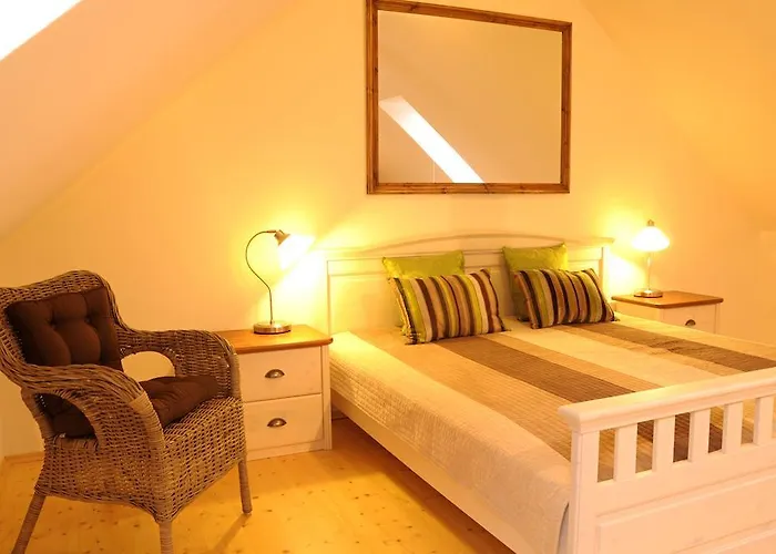 بيت ضيافة Time Cafe &